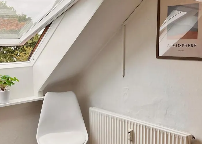 דירה I Taet Pa Centrum Og Havn *