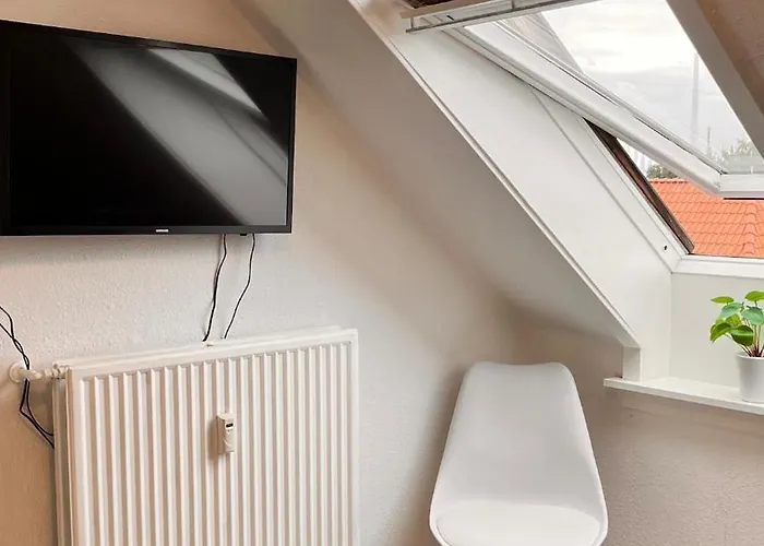 I Taet Pa Centrum Og Havn *